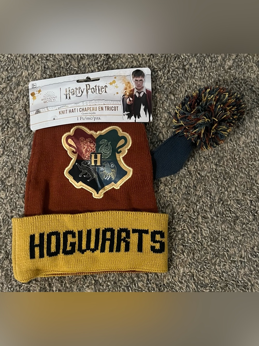 NWT Hogwarts Harry Potter Stocking Cap - Santa Hat Knit Hat with Pom Pom